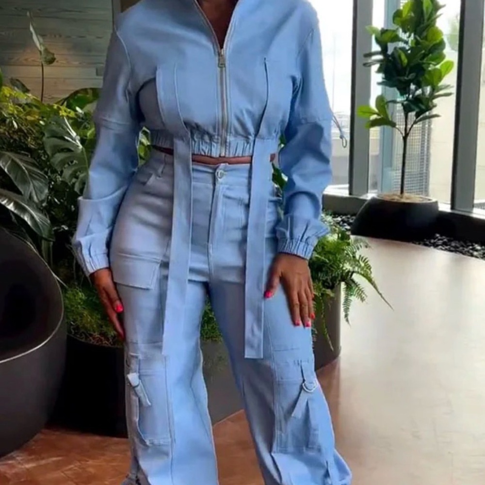 Utility Jumpsuit BRAN NEW. 
2 pc set available in BLACK color ONLY!